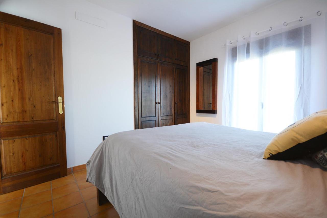 Beautiful Spacious Villa With Private Heated Pool In ลาคาเรส ภายนอก รูปภาพ